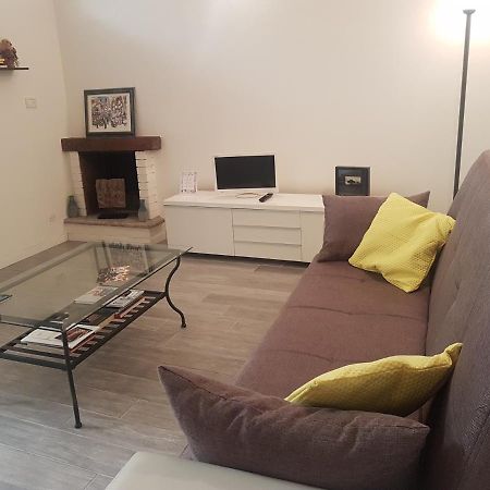 La Casa Degli Artisti Appartement Como Buitenkant foto